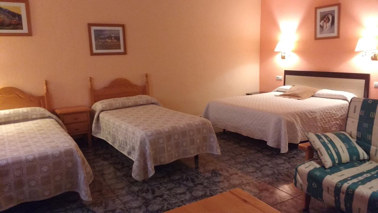 Ca L'Amadeu Otel Vilanova de Escornalbou Dış mekan fotoğraf